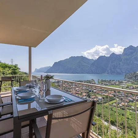 Panorama With Private Pool - Happy *
