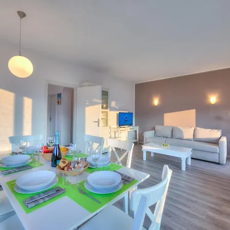 Вилла Panorama With Private Pool - Happy Торболе